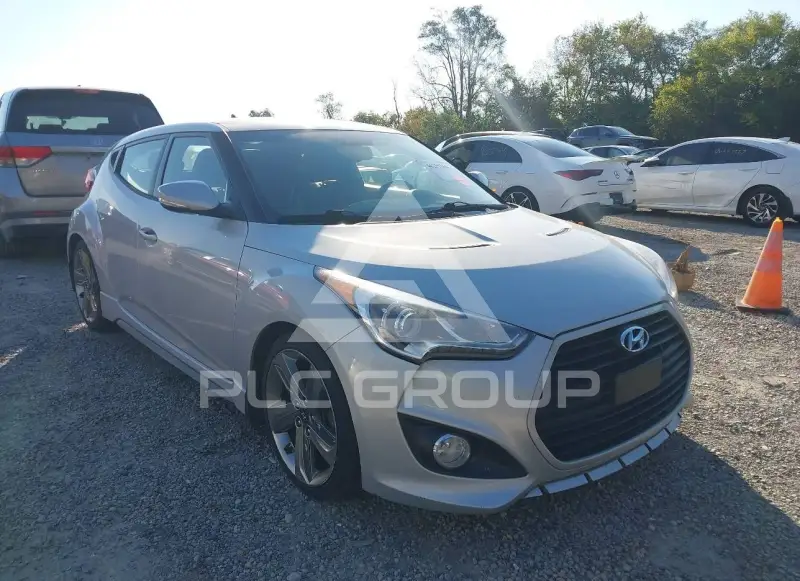 2013 Hyundai Veloster photo