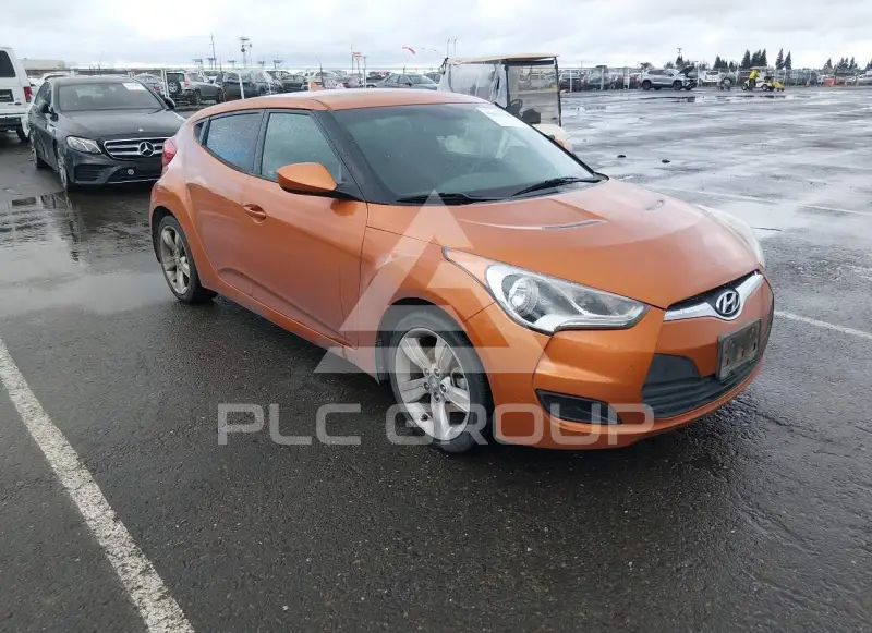 2013 Hyundai Veloster фото