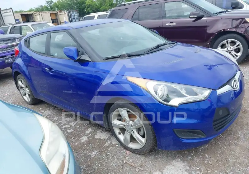 2013 Hyundai Veloster photo