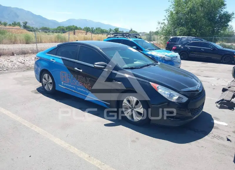 2013 Hyundai Sonata photo