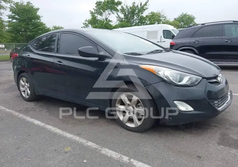 2013 Hyundai Elantra фото