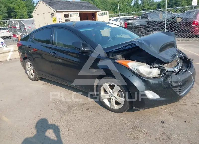 2013 Hyundai Elantra photo