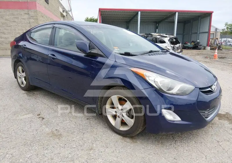 2013 Hyundai Elantra photo