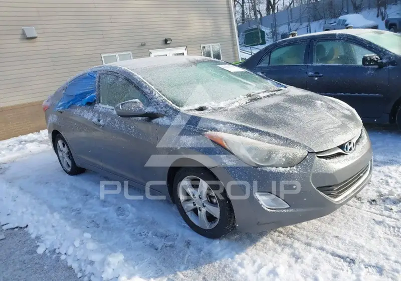 2013 Hyundai Elantra фото