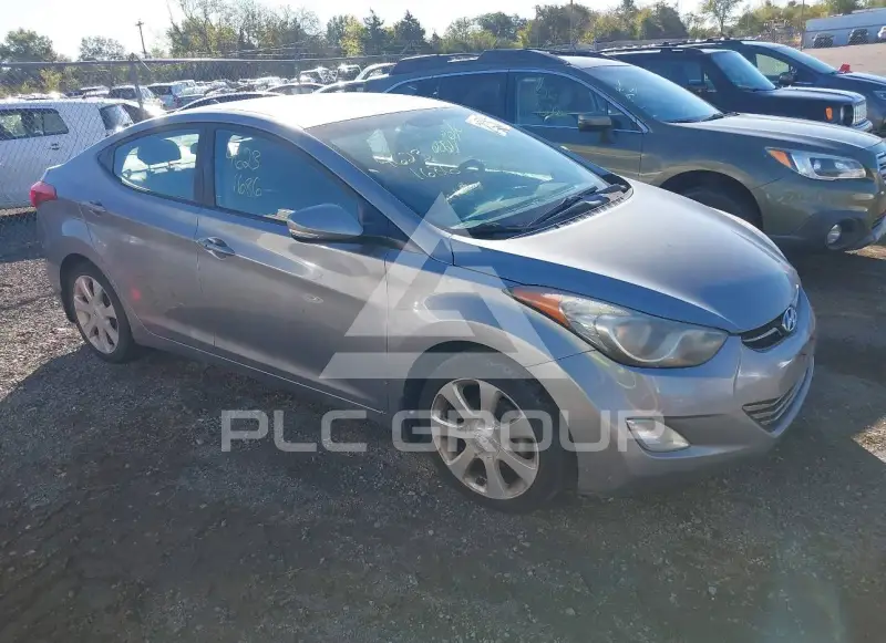 2013 Hyundai Elantra фото