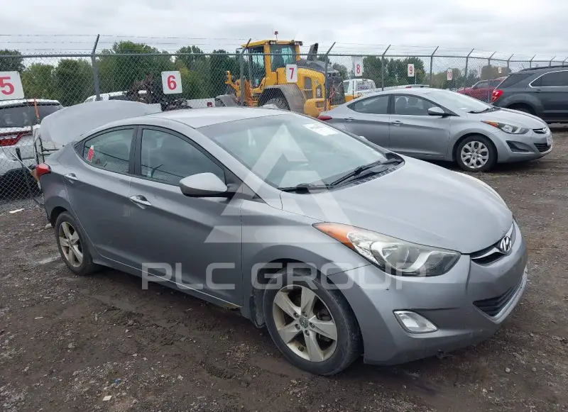 2013 Hyundai Elantra фото