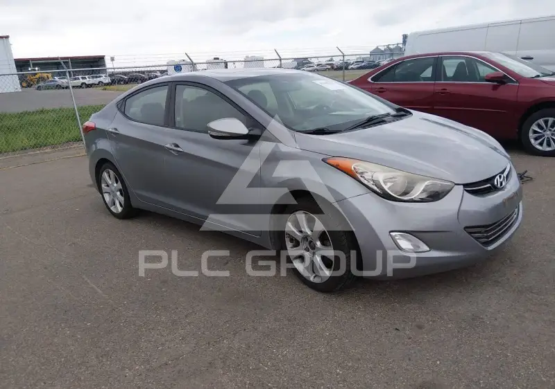 2013 Hyundai Elantra фото