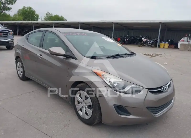 2013 Hyundai Elantra фото