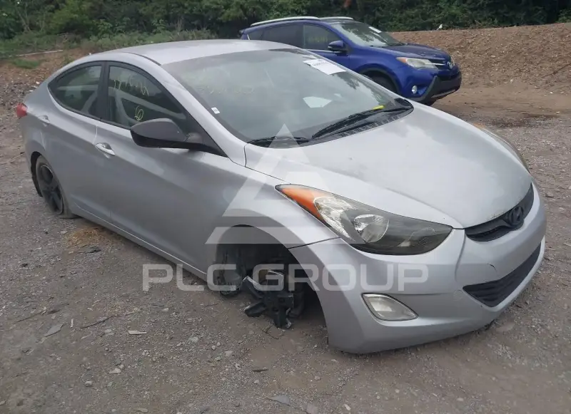 2013 Hyundai Elantra фото