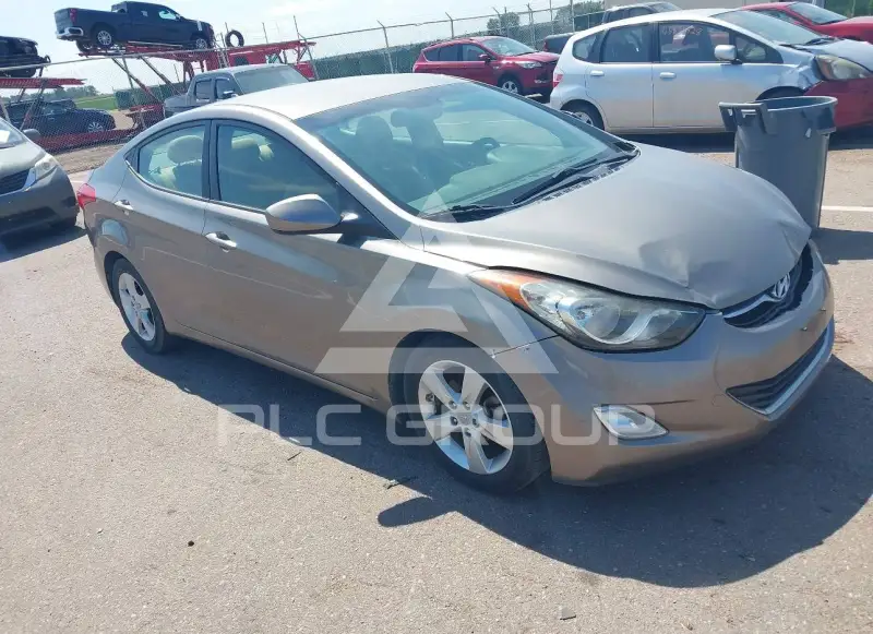 2013 Hyundai Elantra фото
