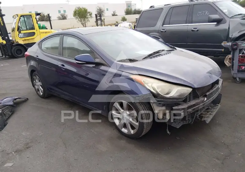 2013 Hyundai Elantra photo