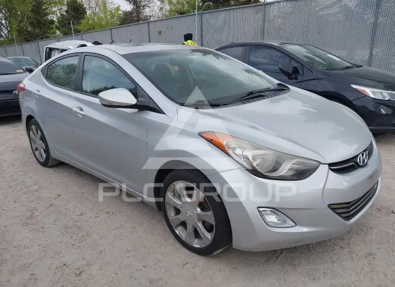 2013 Hyundai Elantra фото