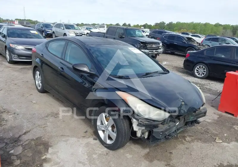 2013 Hyundai Elantra фото