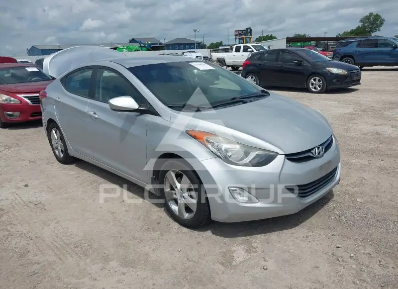 2013 Hyundai Elantra фото