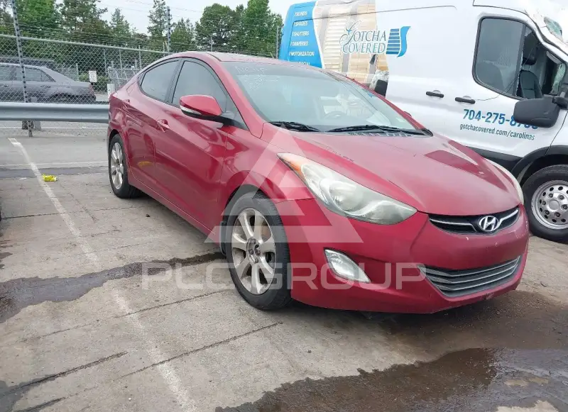 2013 Hyundai Elantra фото