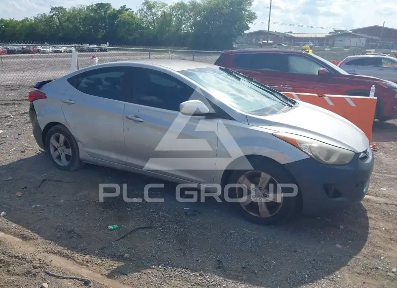 2013 Hyundai Elantra фото