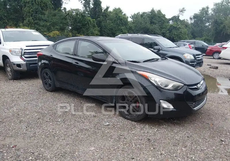 2013 Hyundai Elantra фото