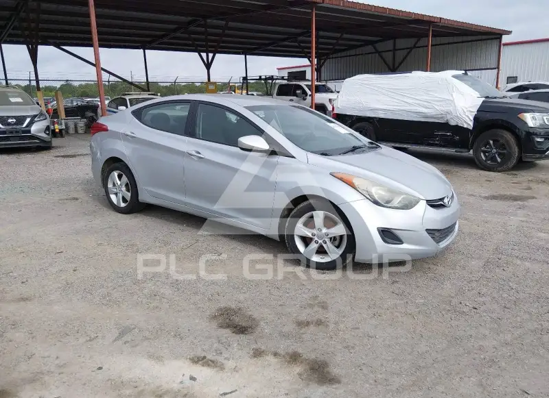 2013 Hyundai Elantra фото