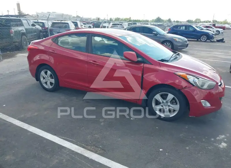 2013 Hyundai Elantra photo