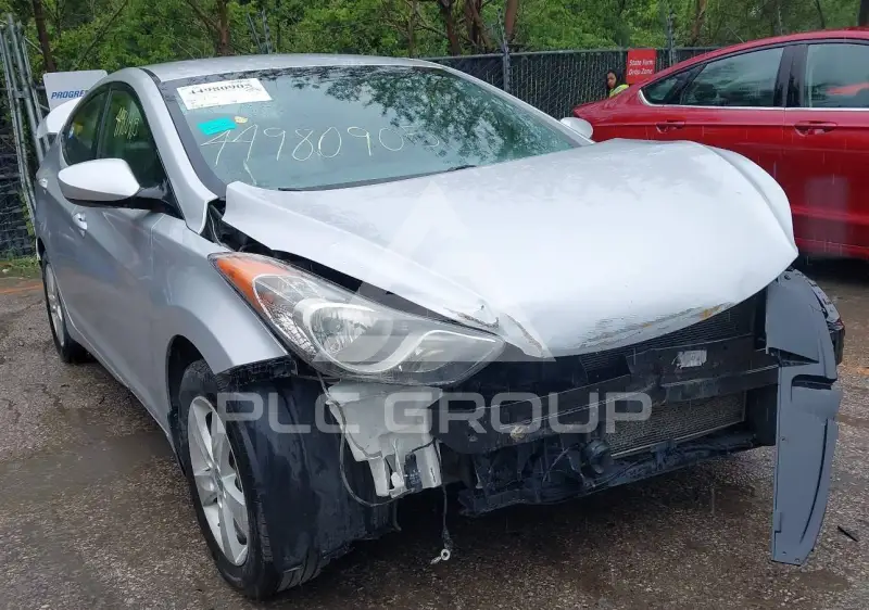 2013 Hyundai Elantra фото