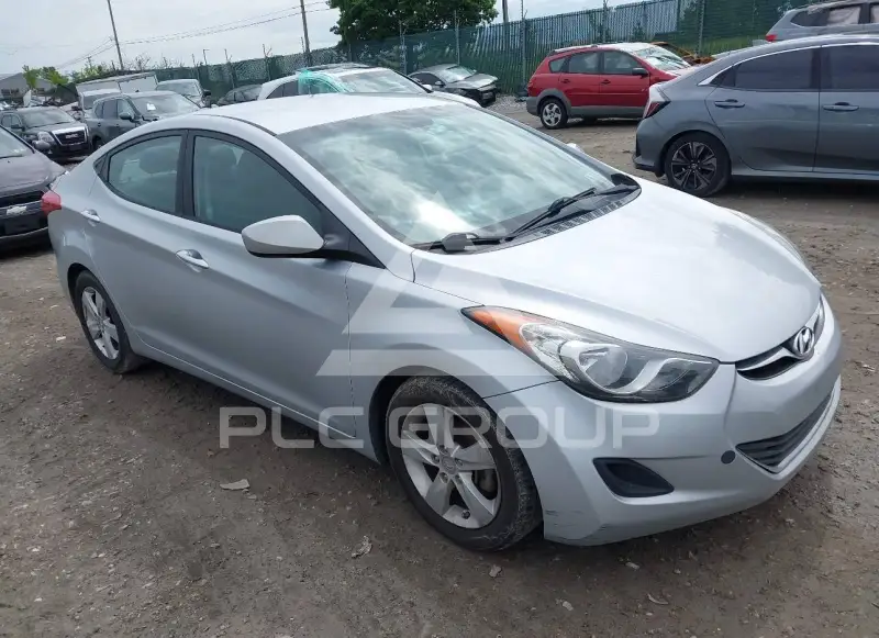 2013 Hyundai Elantra фото