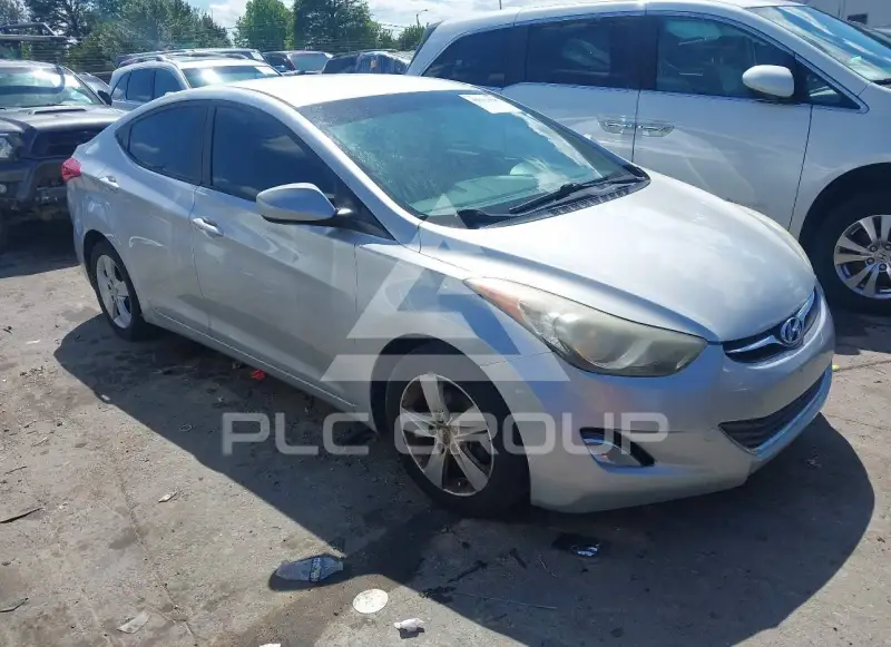 2013 Hyundai Elantra фото