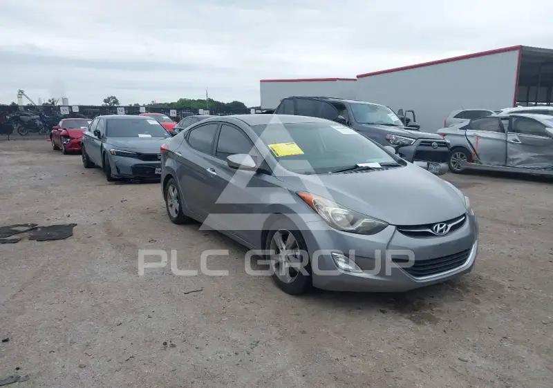 2013 Hyundai Elantra фото