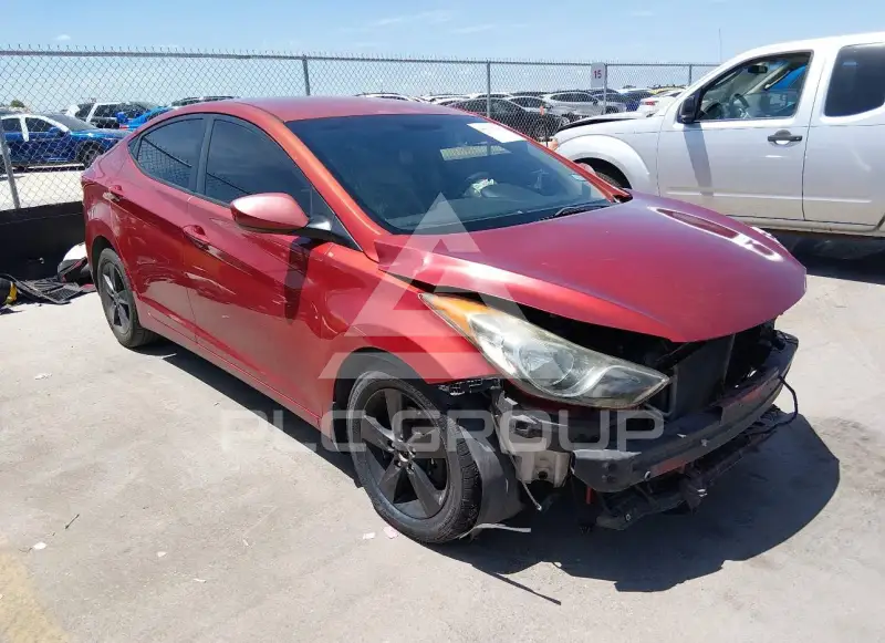 2013 Hyundai Elantra photo