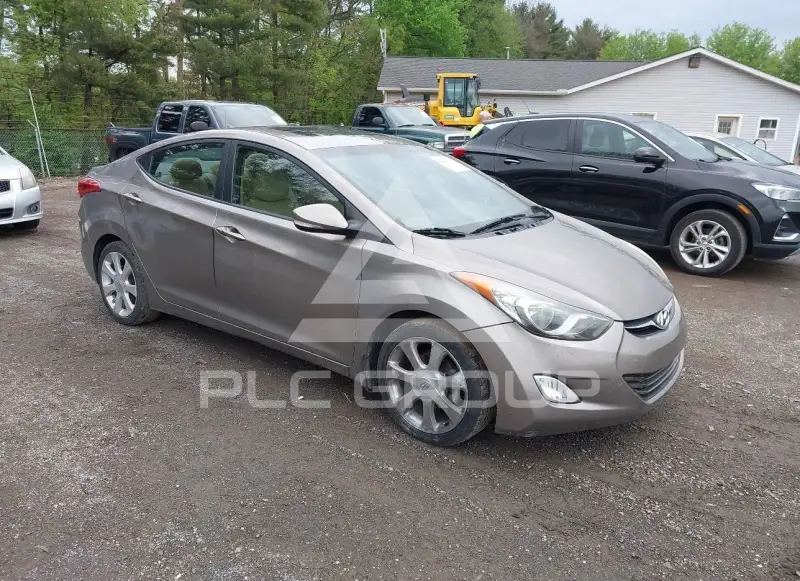 2013 Hyundai Elantra фото