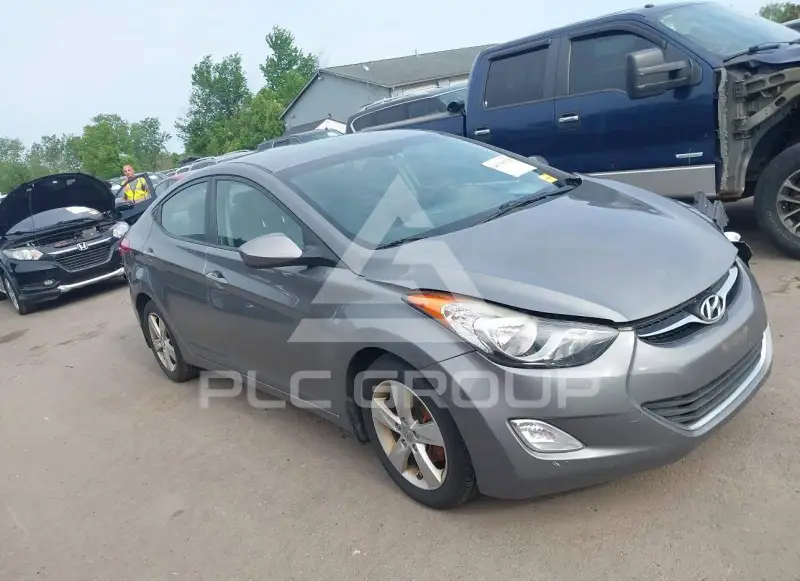 2013 Hyundai Elantra фото