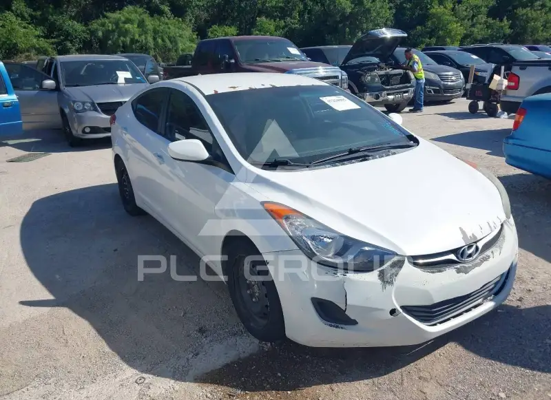 2013 Hyundai Elantra фото
