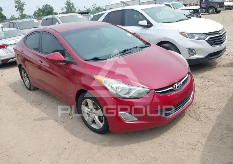 2013 Hyundai Elantra photo