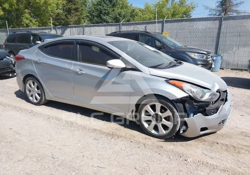 2013 Hyundai Elantra photo