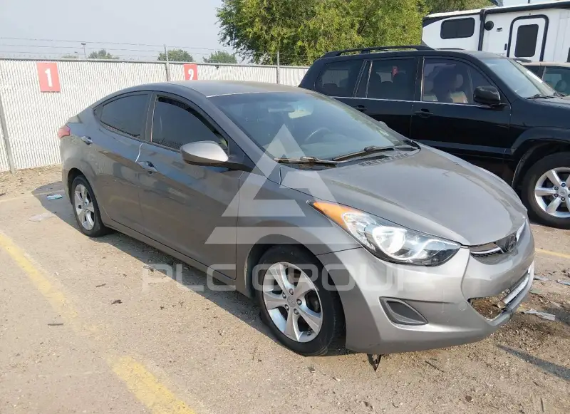 2013 Hyundai Elantra фото