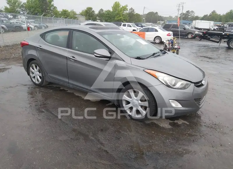 2013 Hyundai Elantra фото