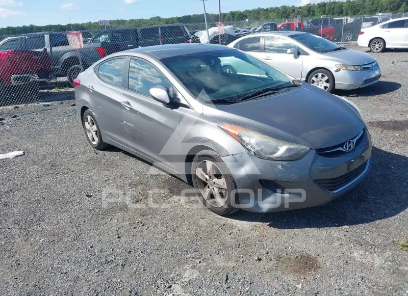 2013 Hyundai Elantra фото