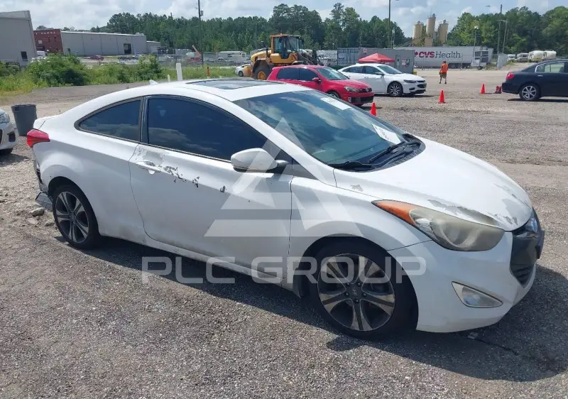 2013 Hyundai Elantra photo
