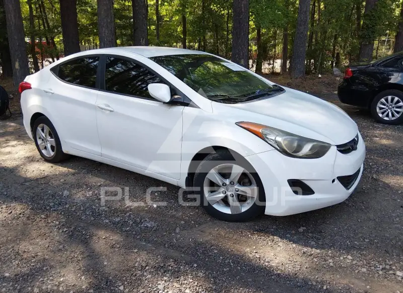 2013 Hyundai Elantra фото
