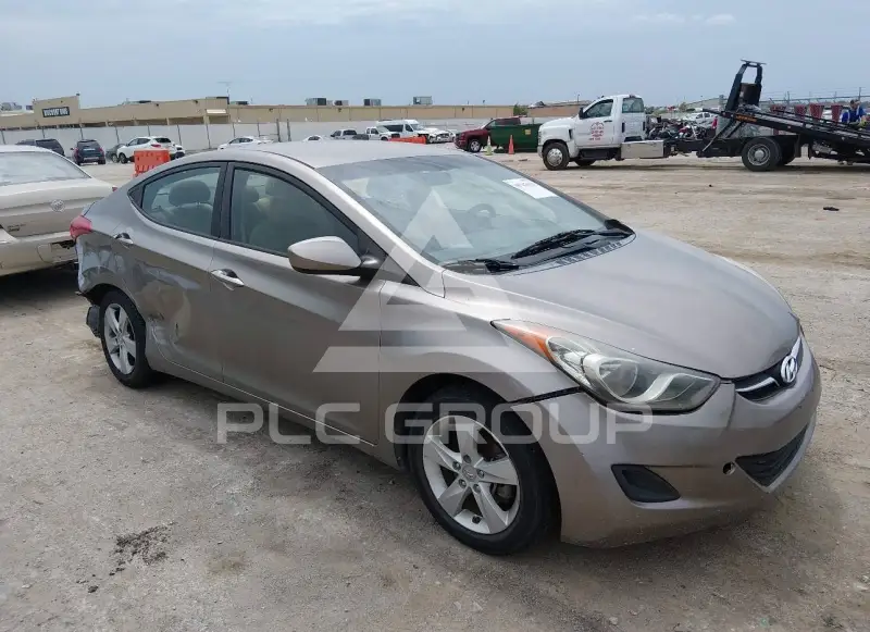 2013 Hyundai Elantra фото