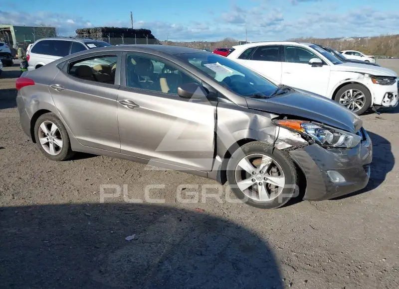 2013 Hyundai Elantra фото