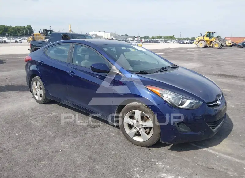 2013 Hyundai Elantra photo