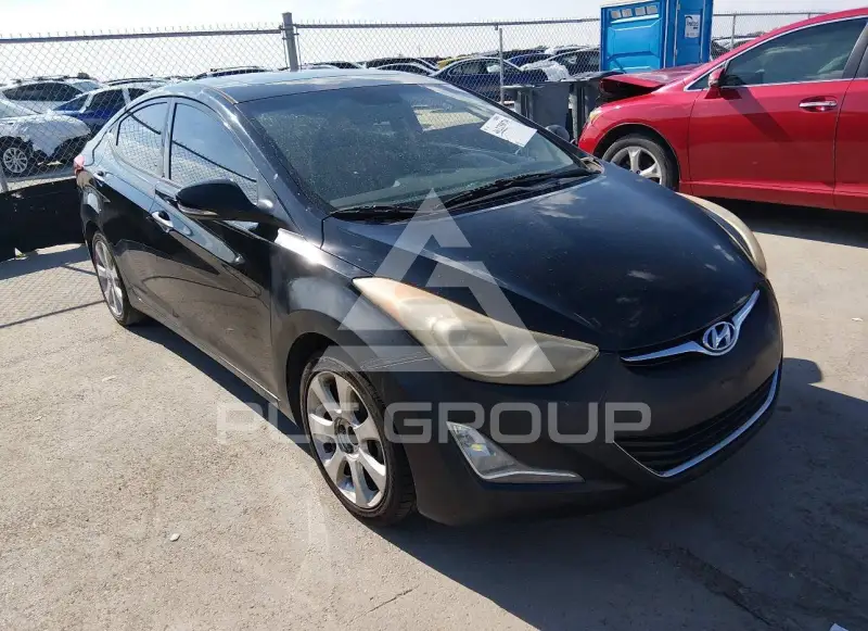 2013 Hyundai Elantra фото