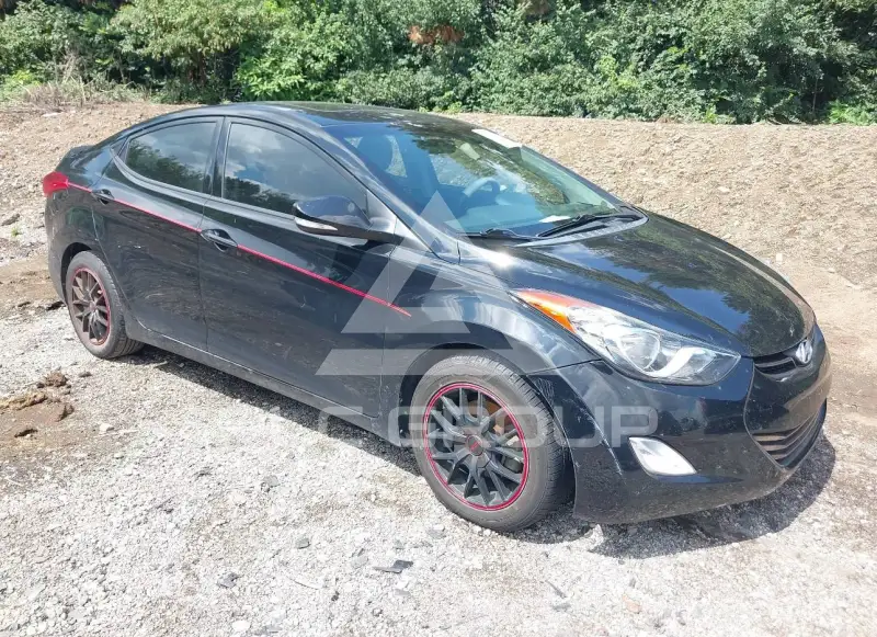 2013 Hyundai Elantra фото