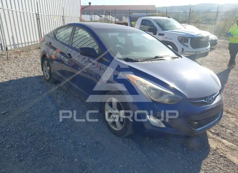 2013 Hyundai Elantra photo