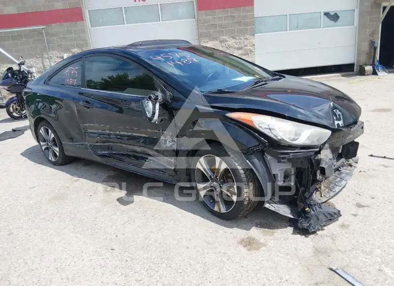 2013 Hyundai Elantra photo