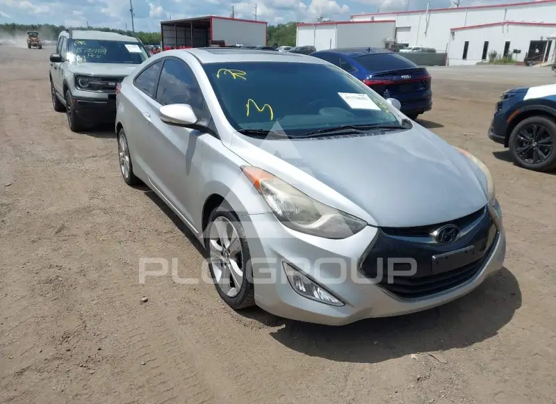 2013 Hyundai Elantra photo