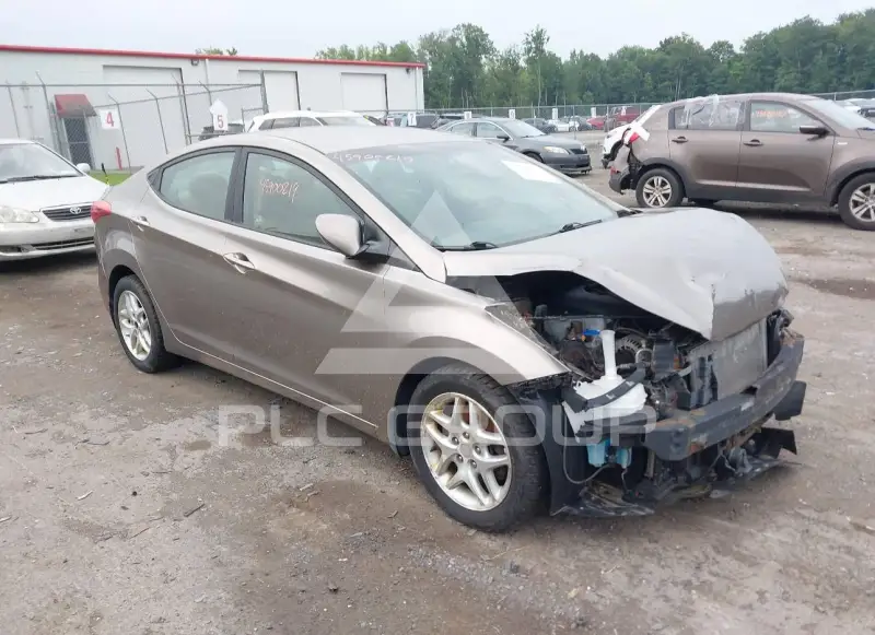 2013 Hyundai Elantra фото