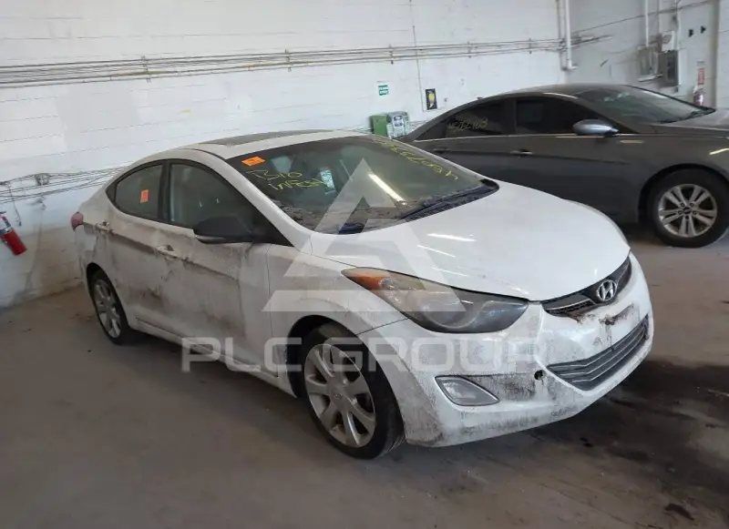 2013 Hyundai Elantra фото