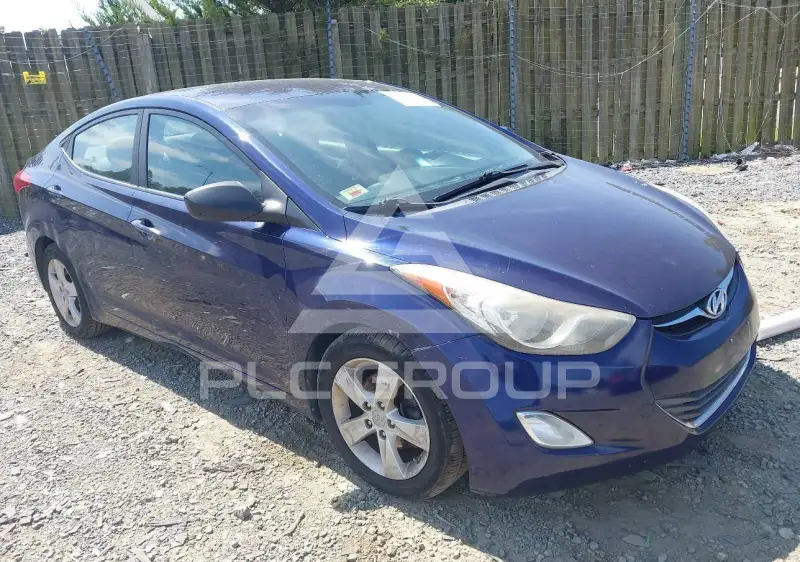 2013 Hyundai Elantra photo