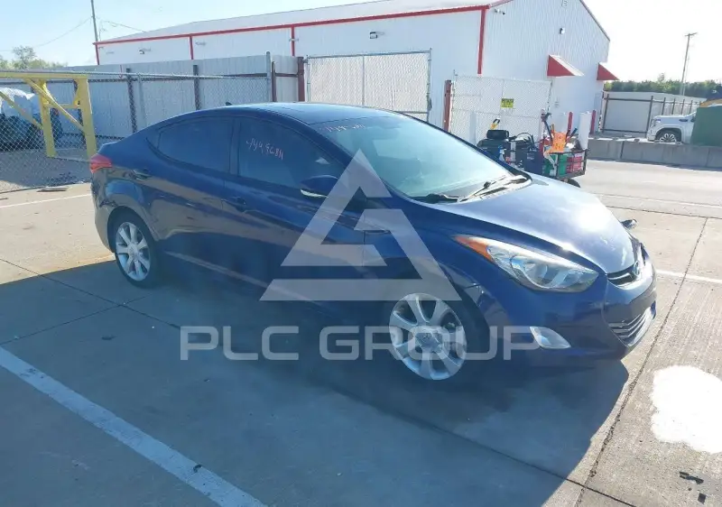 2013 Hyundai Elantra фото